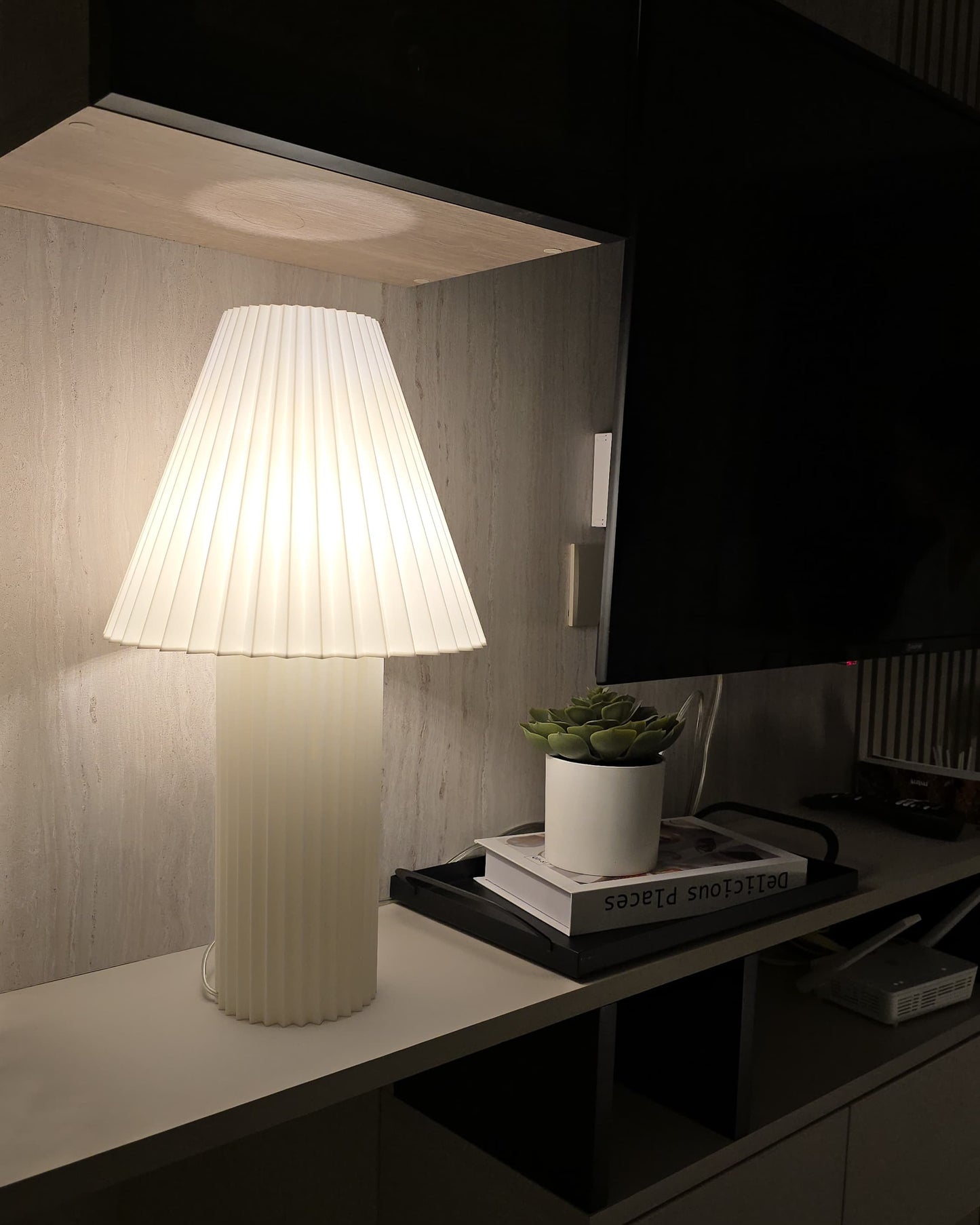 Umbra Lamp