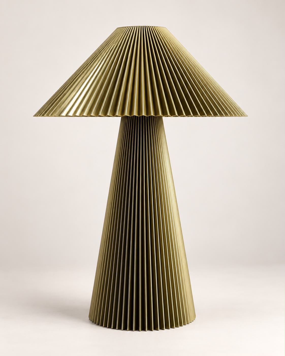 Kavia Lamp